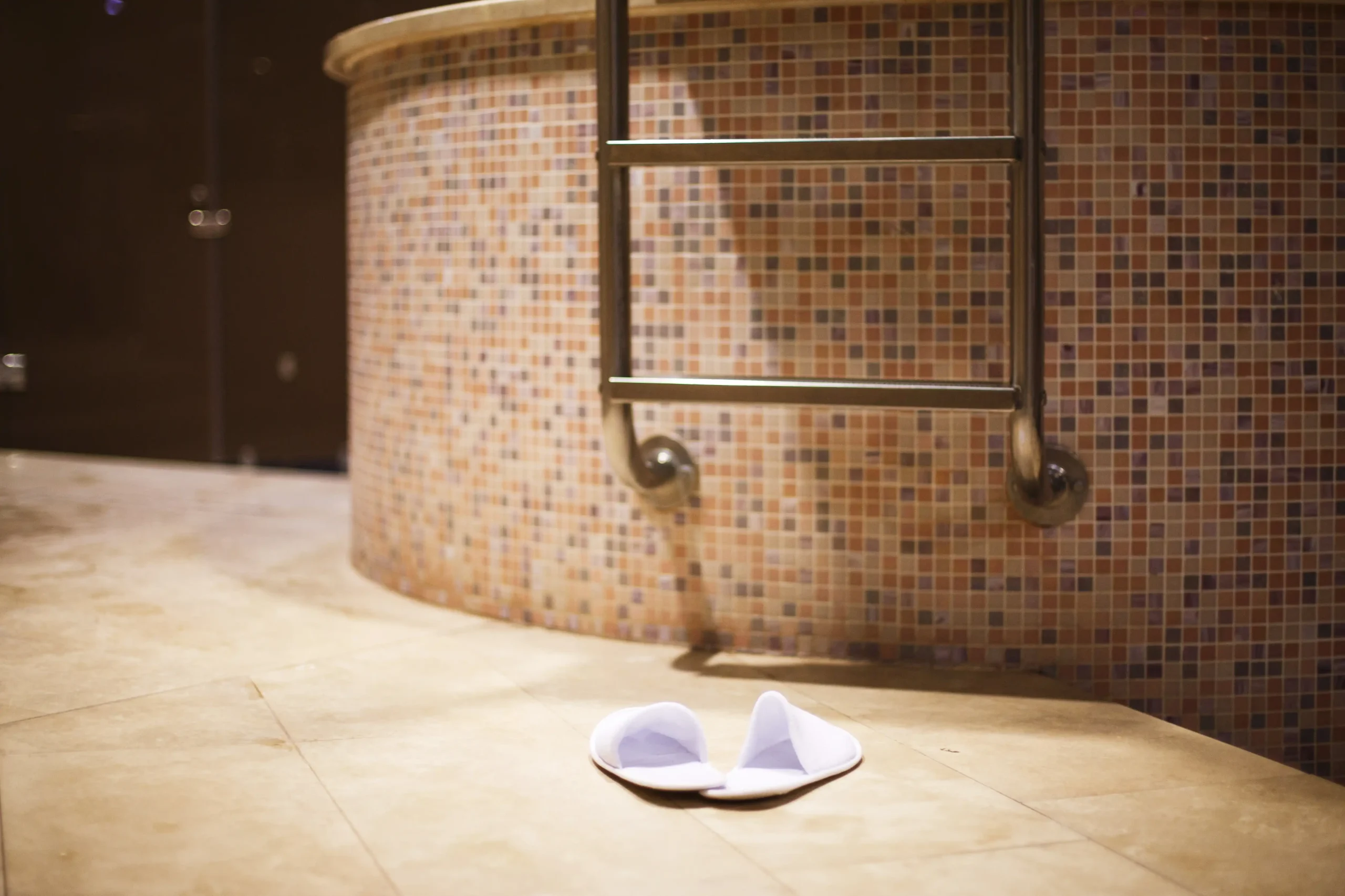 stairs-in-the-pool-rest-in-the-spa-center-2025-02-12-05-44-03-utc stairs-in-the-pool-rest-in-the-spa-center-2025-02-12-05-44-03-utc